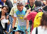 Alexandre Vinokourov poserer for fotograferne ved starten på Tour de l'Ain 9. august. Arkivfoto. 