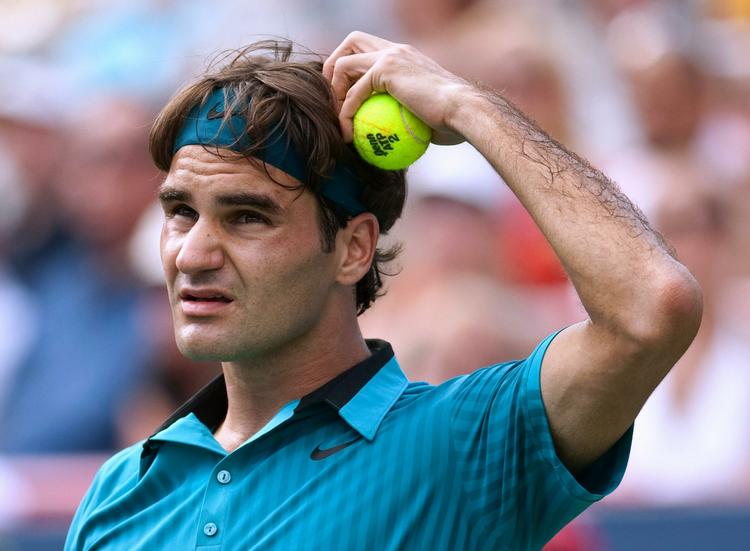 Hvad skete der lige der? Roger Federer var klart foran mod Jo-Wilfried Tsonga, men tabte kampen. 