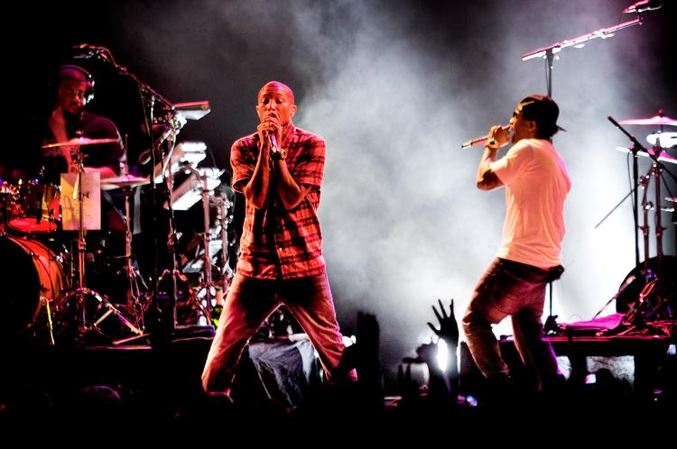N.E.R.D. og en veloplagt Pharrell Williams på Plænen. 
