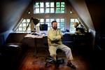 Bjørn Nørgaard i sit hus på Møn. 