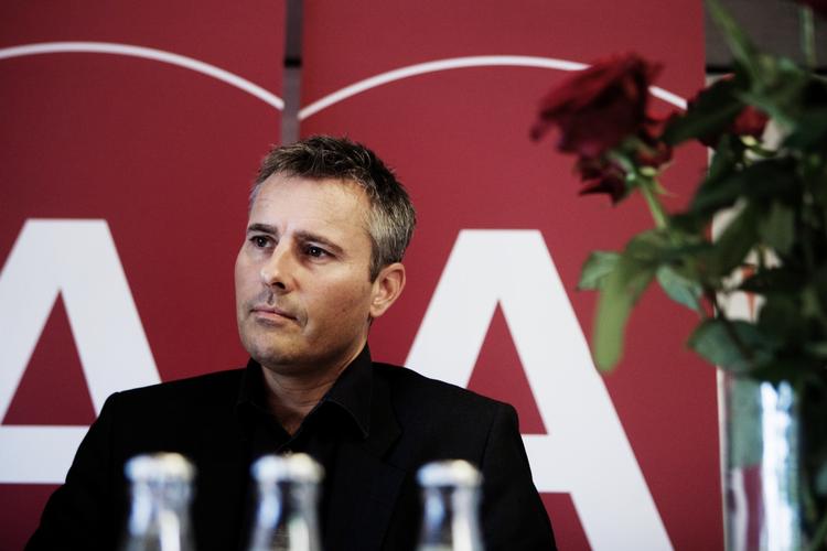 »Man skal være en meget heroisk forsvarer for 90'erne for at hævde, at der ikke var en slingrekurs i Nyrup-regeringernes håndtering af udlændingepolitikken dengang«, siger Socialdemokraternes politiske ordfører, Henrik Sass Larsen. (Arkivfoto) 