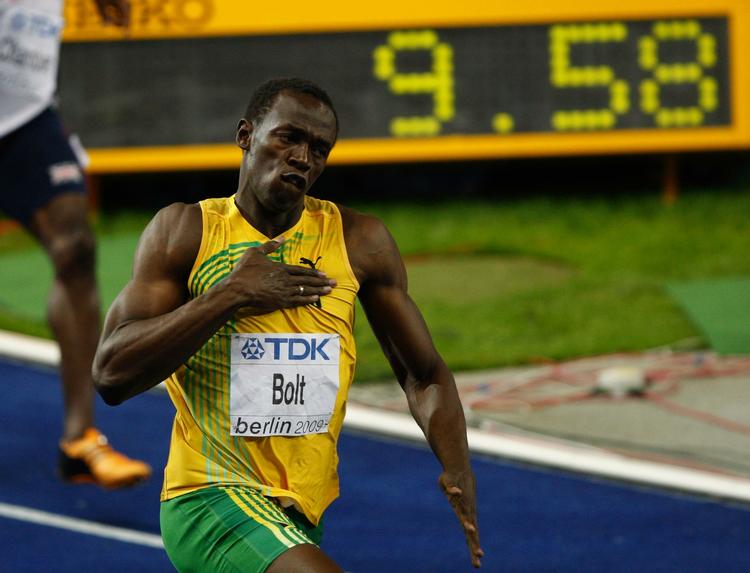 Usain Bolt var helt suveræn, da han løb sig til sit første VM-guld på 100 meterdistancen i Berlin. 