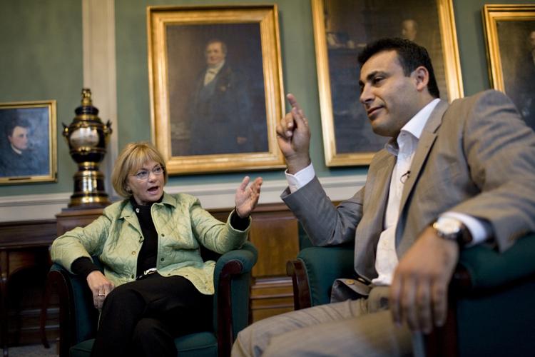Naser Khader minder mere om et medlem af Dansk Folkeparti end en  integrationsordfører for de konservative, mener KU. (arkivfoto) 
