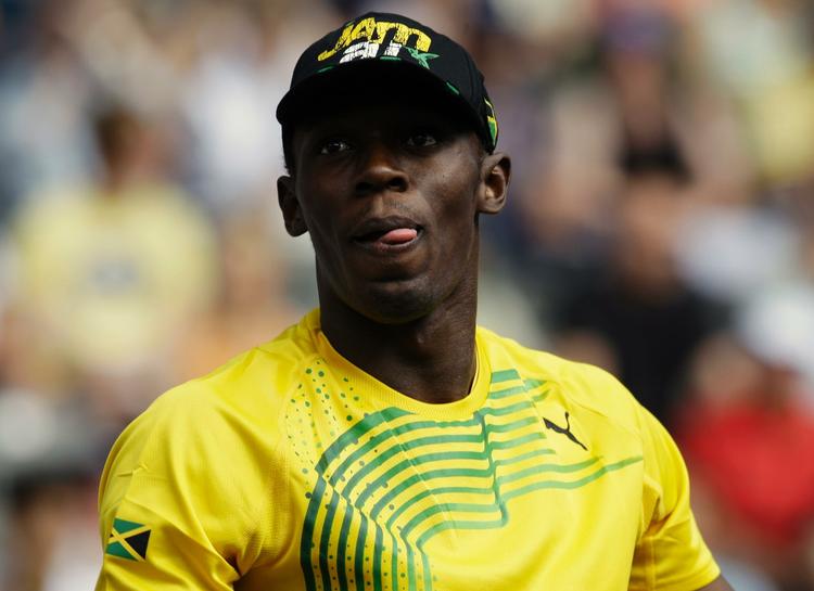 Usain Bolt kan også blive verdens bedste i længdespring, mener verdensrekordholderen Mike Powells. 