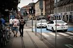 Politiet følger Hells Angels-rockere under spadseretur på Nørrebro. Arkivfoto. 