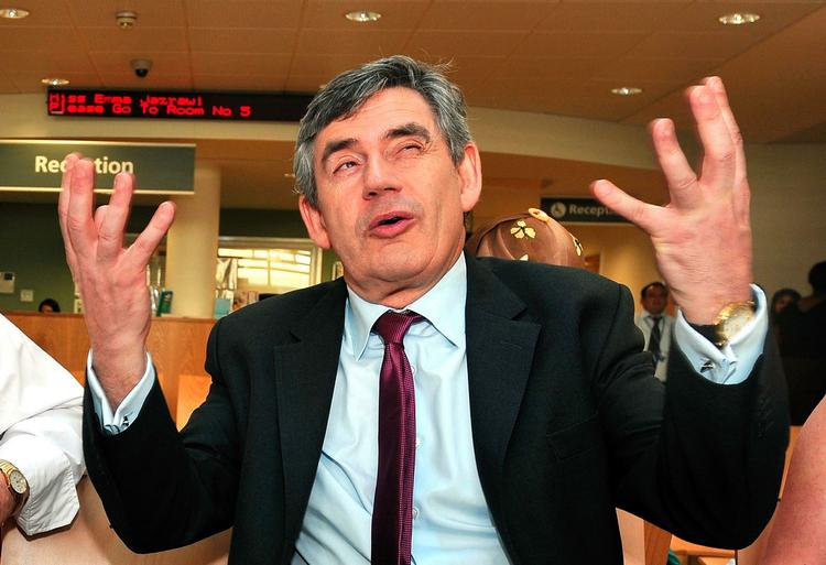 Labours leder, premierminister Gordon Brown, har ikke evnet at trække sit parti ud af problemerne, viser en ny meningsmåling, som spår katastrofevalg for regeringspartiet. 