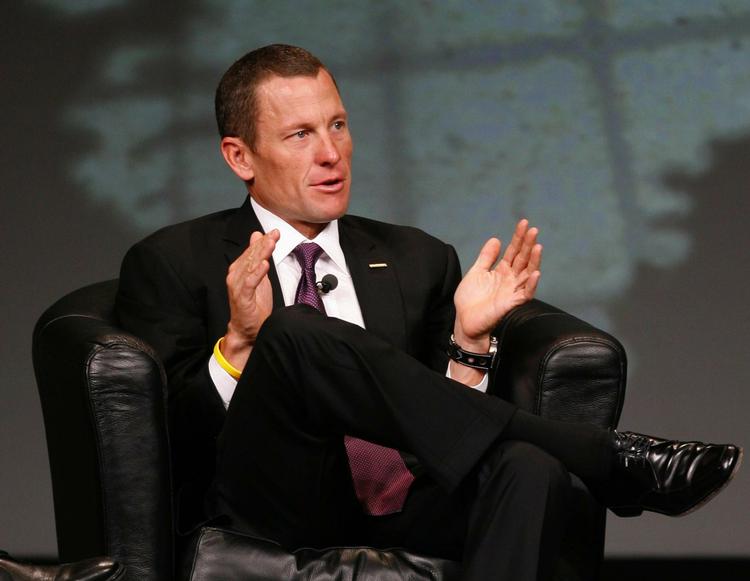 Lance Armstrong under åbningen af kræftkonferencen 'Livestrong Global Cancer Summit' i Dublin i går. 