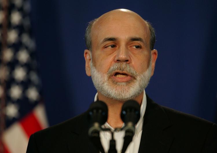 Den genudnævnte chef for USA's centralbank, Ben Bernanke, siger, at udsigterne for et konjunkturopsvin »synes gode«. 