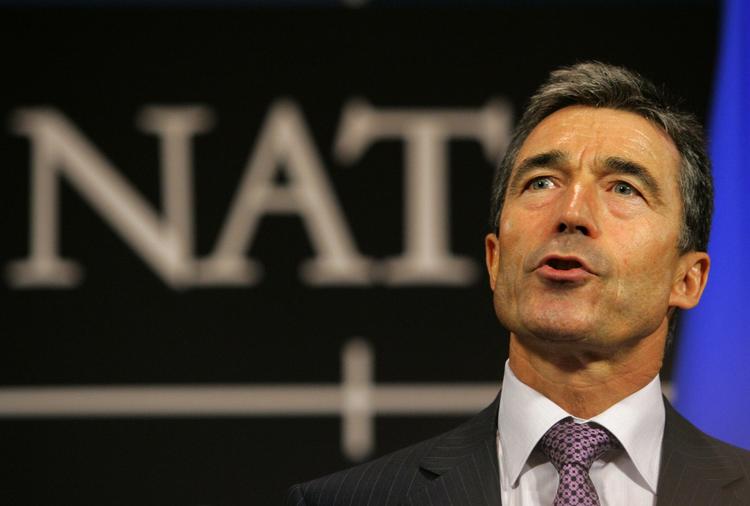NATO's Anders Fogh Rasmussen is asking Greece and Turkey for a more pragmatic approach in relations. 