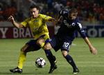 FC København blev stormet over ende i kampens start, hvor APOEL Nicosia lagde grundstenene til sejren på 3-1. Foto: Philippos Christou/ AP 