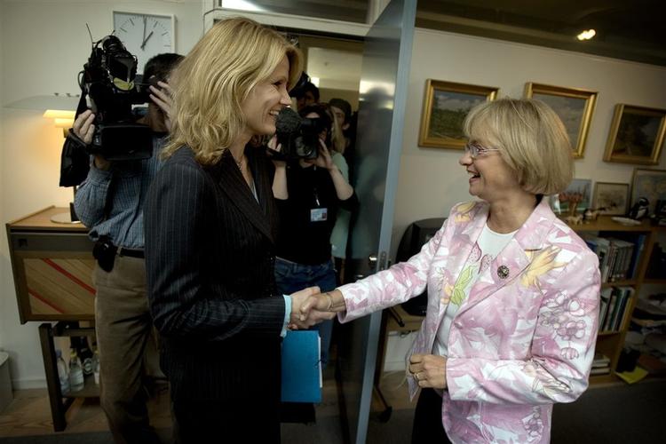 Helle Thorning-Schmidt og Pia Kjærsgaard får opbakning til at fortsætte ad samme vej. 