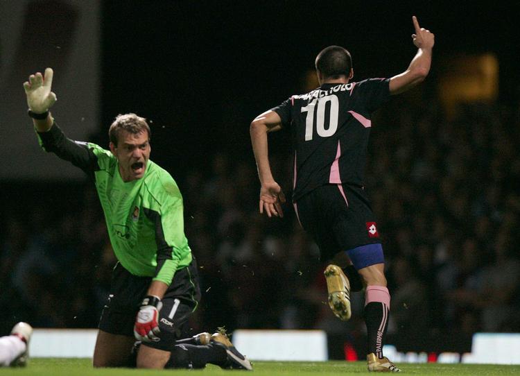 En italiensk modstander er ikke ukendt for Roy Carroll, der blandt andet i sin tid i West Ham  spillede mod Palermo. Arkivfoto. 