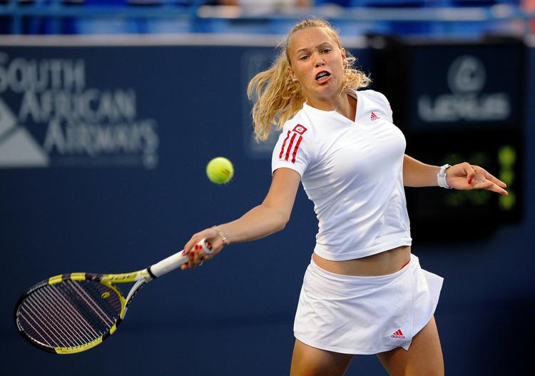 Caroline Wozniacki i kamp i turneringen i New Haven, hvor danskeren er gledet let gennem de første runder. Arkivfoto. 