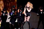 Madonna under sin optræden i Bukarest i onsdags. Foto: AP 