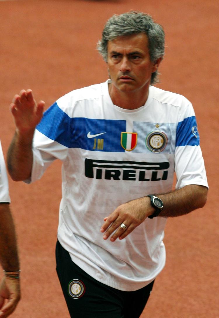 Inters træner Jose Mourinho er igen kommet ud i en mediestorm i Italien. Denne gang på grund af udtalelser om en spillers manglende energi under ramadan. Nu omformulerer portugiseren sine udtalelser. Arkivfoto. 