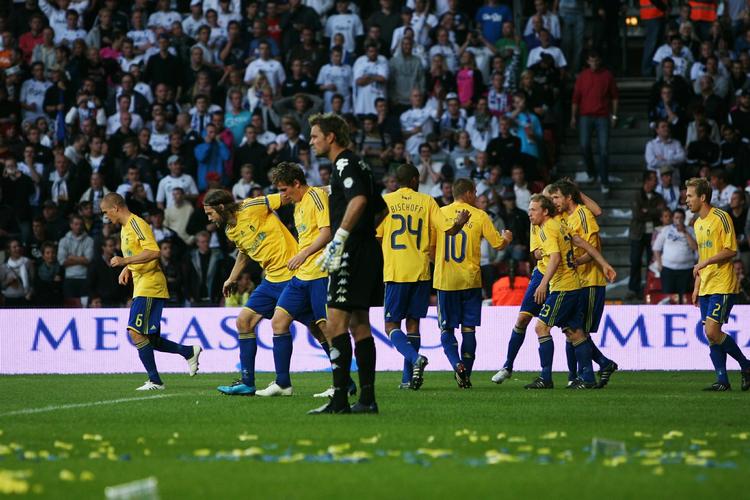 Kampen lever. Brøndby har udlignet til 1-1. 