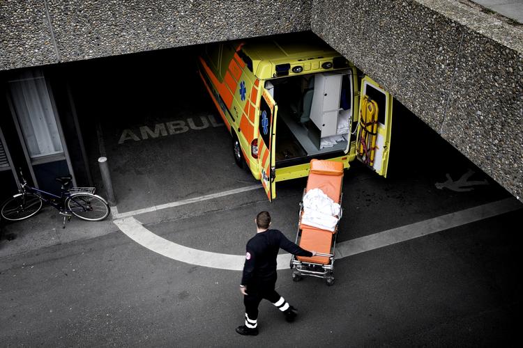 Hovedstadens ambulanceredderne er stærkt utilfredse med det nye beredskab, og de frygter, at vil koste liv. Arkivfoto 