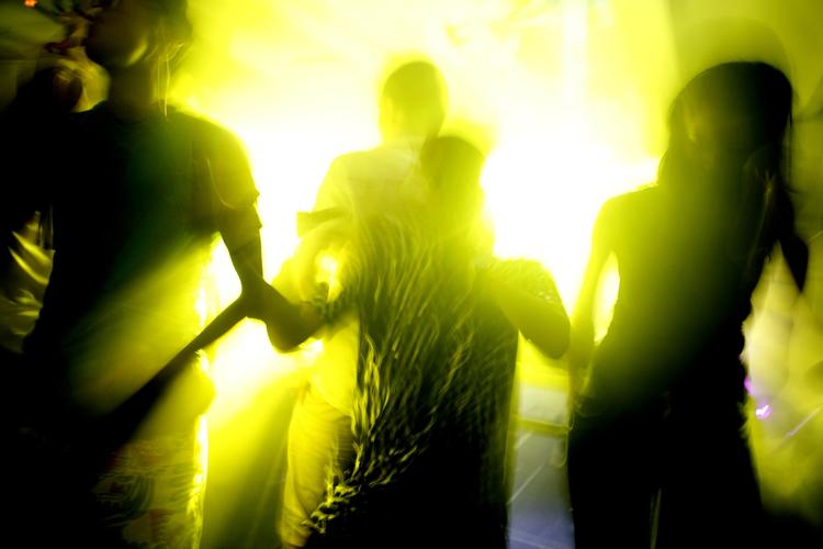 Musikgenren hardstyle har millioner af lyttere i Europa. Nu overtager dansker det mest sælgende pladeselskab. 