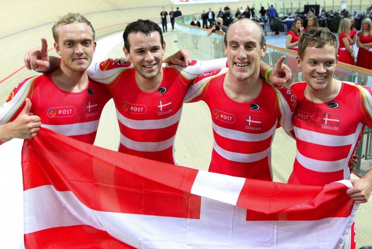De danske guldvindere i 4 km holdforfølgelsesløb er alvroligt svækket til næste VM, som skal køres i Danmark til næste år. Alex Rasmussen og Michael Mørkøv har meldt afbud og Casper Jørgensen er langtidsskadet. Arkivfoto. 