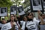 Mordet på Anna Politkovskaja vakte massive internationale protester verden over, her i Paris (arkivfoto) 