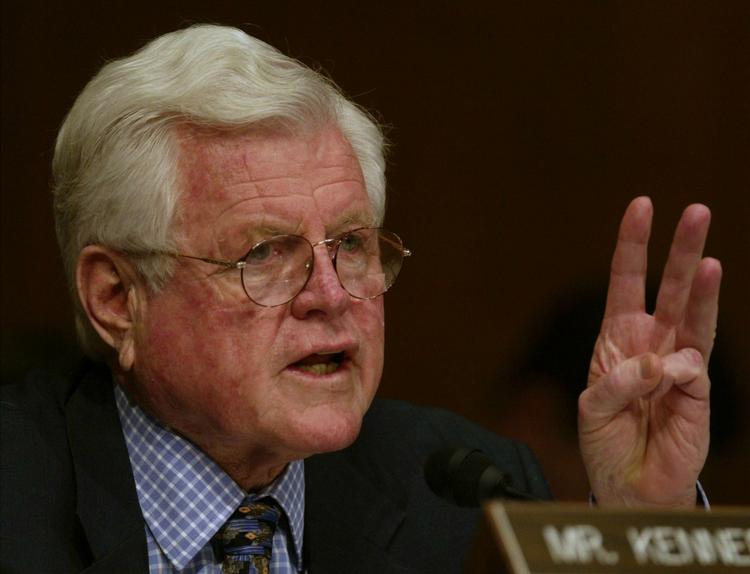En erindringsbog af afdøde senator Ted Kennedy udkommer 14. september. 