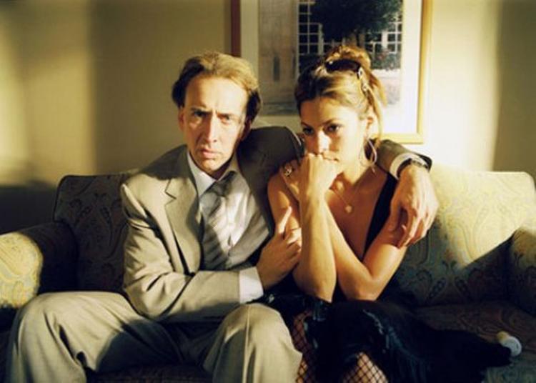 Nicolas Cage og Eva Mendes i Werner Herzogs 'Bad Lieutenant: Port of Call New Orleans'. Foto fra filmen 