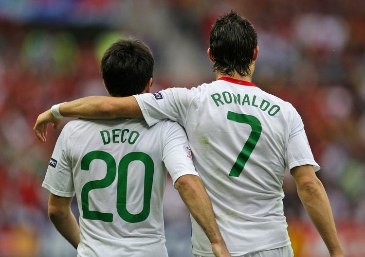 Deco og Ronaldo er  Portugals to store kreative hjerner. ARkivfoto. 