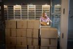 Dorrit Eriksen er logistikansvarlig for dagens landsindsamling i Red Barnet. Hver indsamler ventes at komme hjem med cirka 1.200 kroner. 