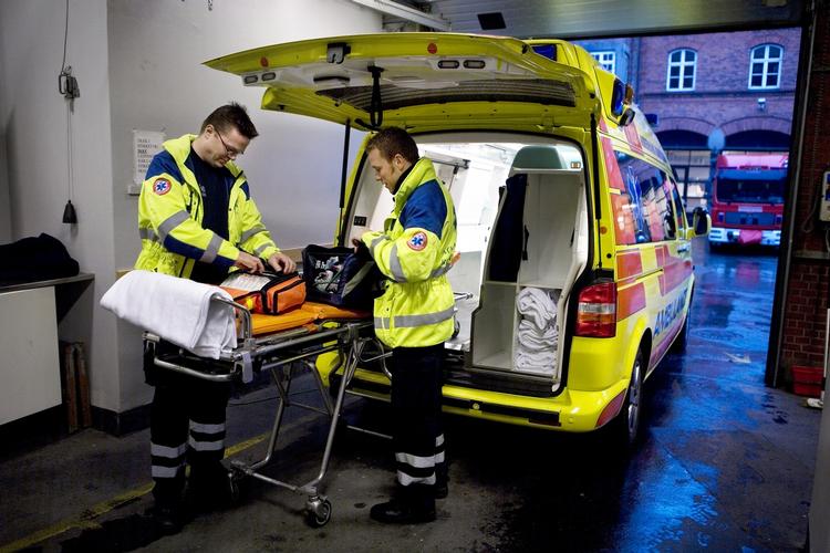 Efter det første kaotiske døgn med det nye ambulanceberedskab i hovedstadsområdet, fungerer systemet tilfredsstillende, mener leder af vagtcentralen, Jan Nørtved. Arkivfoto. 