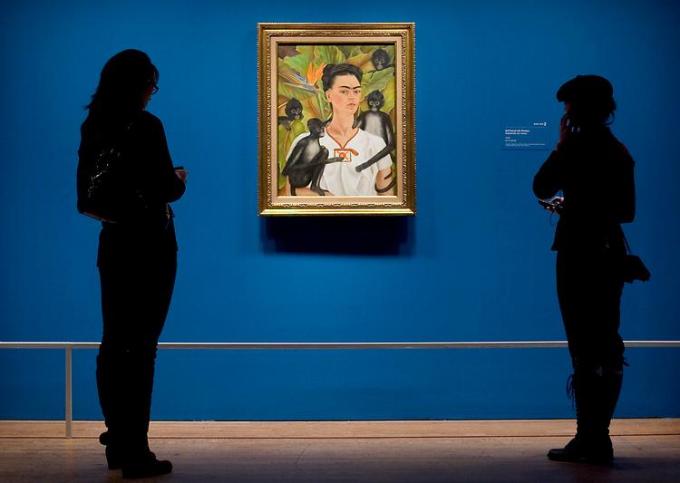 Frida Kahlo er blevet et spejl for kvindelig smerte og kreativ kampgejst og voldsomt dyrket som kultfigur. Arkivfoto. 