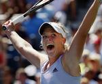 Denne situation har den amerikanske teenager Melanie Oudin været i tre gange under US Open hidtil. Og hun får fuld opbakning igen i dag i ottendedelsfinalen. Arkivfoto 