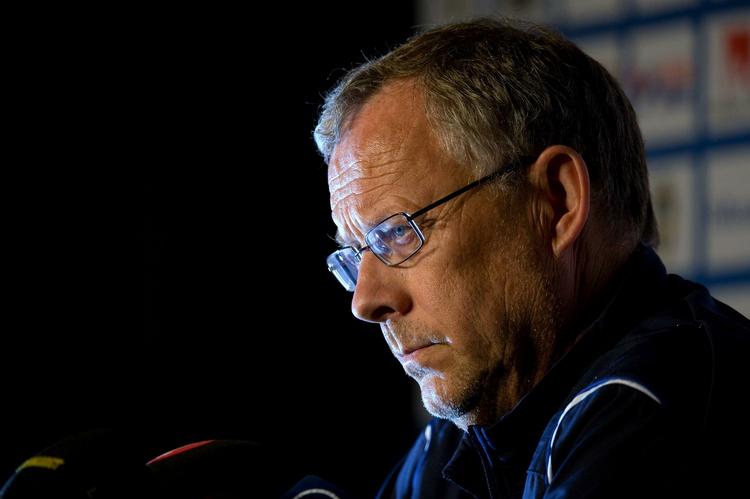 Den svenske landstræner Lars Lagerbäck har fået sit at tænke over inden mødet med Danmark. Arkivfoto. 