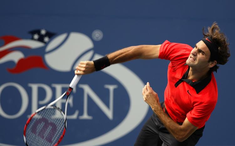 Roger Federer havde lidt startbesvær mod Tommy Robredo, men vandt en forholdsvis sikker sejr. 