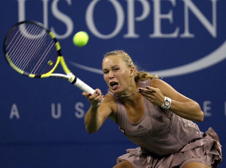 Den danske tennisstjerne får først brug for kræfterne i morgen. Her venter en belgisk modstander. 