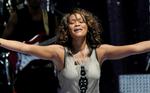 Whitney Houston optræder her ved et promoveringsshow i New York for et par dage siden i forbindelse med udsendelsen af hendes comeback 'I Look to You'. 