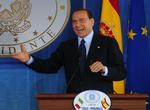 Berlusconi til dagens pressemøde på Sardinien, hvor han har holdt møde med den spanske premierminister, Jose Luis Zapatero. 