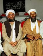 Osama Bin Laden sammen med organisationens nummer to, Ayman al-Zawahri på et billede fra 1998. 