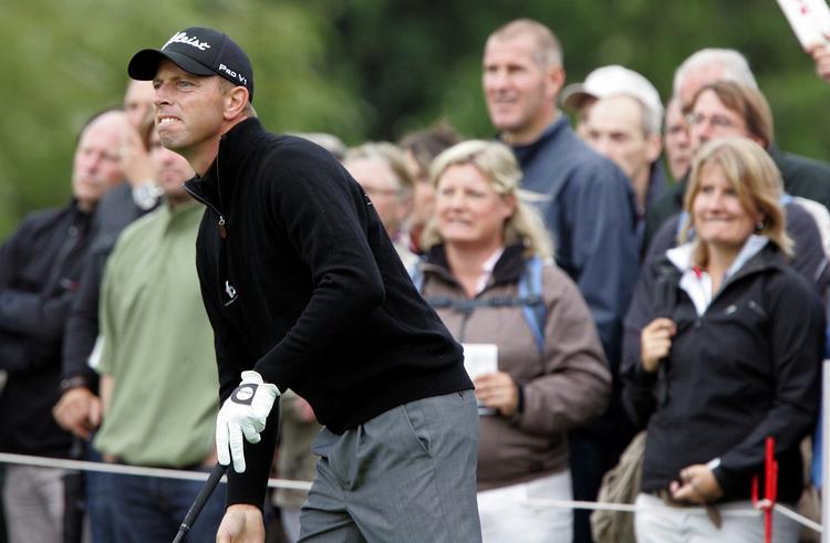 Søren Hansen ser skeptisk ud - og med god grund. Han mistede førstepladsen i Mercedes Benz Golf Championship. Arkivfoto. 