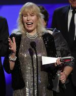 Loretta Swit fotograferet i april. Hun spillede 'Hotlips' i serien. 