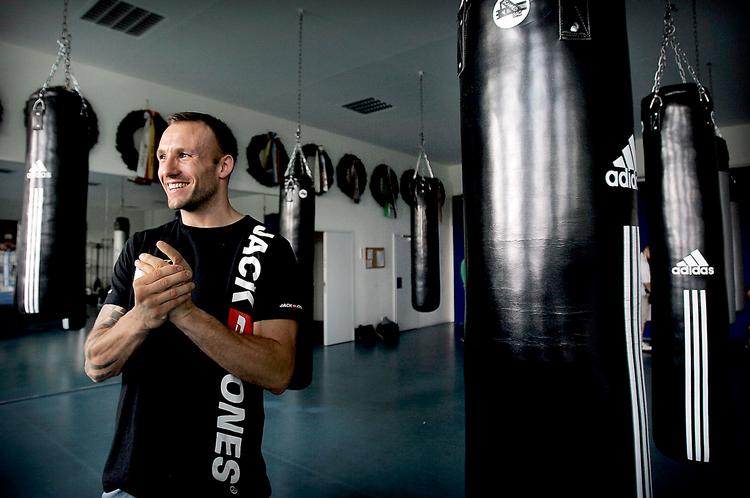 Mikkel Kessler kan smile ved tanken om et eventyr i USA, hvis han slår Perdomo i aften. Foto: Finn Frandsen 