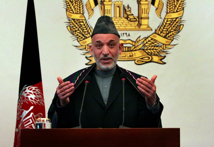 Anklagerne om valgsvindel bliver ved med at ramme præsident Karzai, der fik 24.000 stemmer på lukket valgsted. Arkivfoto. 