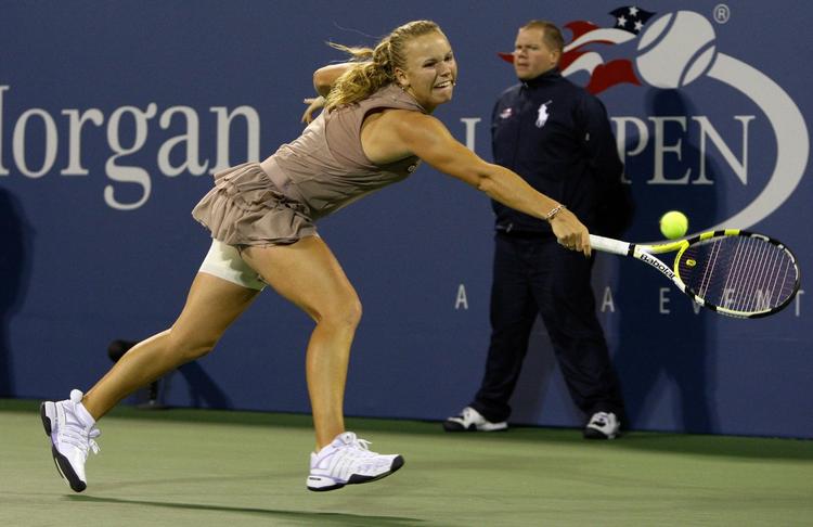 Finalepladsen har givet Caroline Wozniacki 4 mio. kr. i præmiepenge, men det beløb kan blive fordoblet. 
