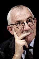 Uffe Ellemann-Jensen blander sig stadig tit i den offentlige debat. Blandt andet mente han, at ja-partierne leflede for meget for EU-modstanderne under valget til Europa-parlamentet. 