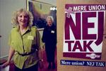 Drude Dahlerup er forkvinde for Ny Agenda, der har til formål at være EU-kritisk. Billedet er fra 1998, hvor hun som medlem af JuniBevægelsen agiterede for et nej ved folkeafstemningen om Amsterdam-traktaten. 