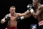 Mikkel Kessler slog Gusmyl Perdomo ud på knockout i fjerde omgang, og det var noget , seerne kunne lide. Ifølge TV 2 så godt 1,6 millioner med, da de afgørende slag blev sat ind. Arkivfoto. 