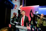 Den socialdemokratiske statsminister Jens Stoltenberg i spidsen kan se frem til fire år mere ved magten. 