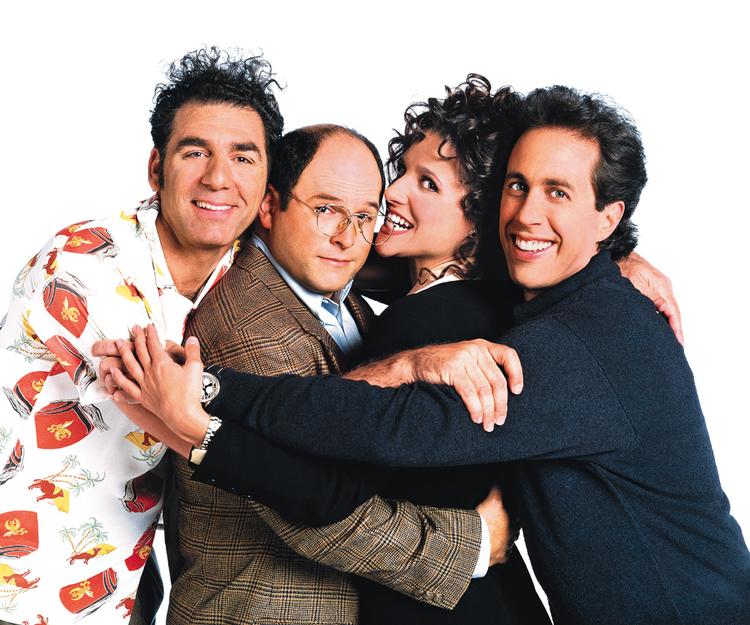 'Seinfeld' vender tilbage. Godt nok i en pseudoudgave, hvor skuespillerne ikke spiller deres gamle roller, men sig selv under optagelserne til en ny omgang 'Seinfeld'. Jo jo, kryptisk med kryptisk på. Pr-foto. 