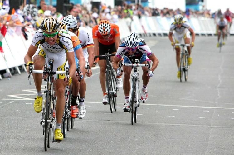 Edvald Boasson Hagen vandt for anden dag i træk i Tour of Britain og er nu blot ét sekund fra den samlede førsteplads. 