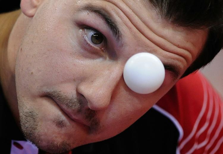 Efter seks kampe er tyskeren Timo Boll ubesejret ved EM, hvor Michael Maze har spillet syv kampe uden nederlag. 
