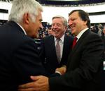 I går blev polske Jerzy Buzek (t.v.) valgt som ny formand for Europa-parlamentet. I dag er Manuel Barroso (t.h.) blevet genvalgt som kommissionsformand. 